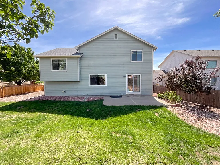 6112 Chivalry Dr — Photo 6