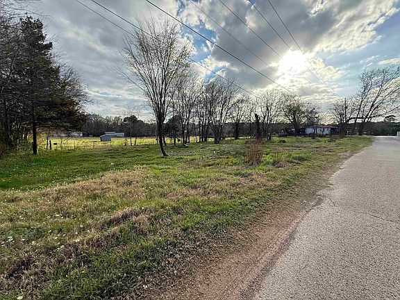 2nd image of 504 Tarbutton St