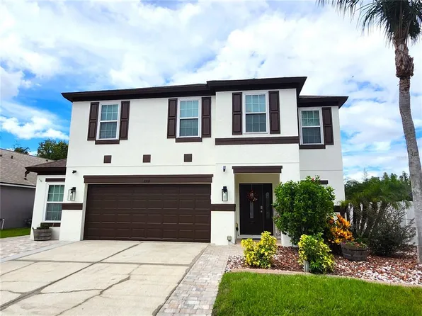 31307 Chatterly Dr, Zephyrhills, FL 33543