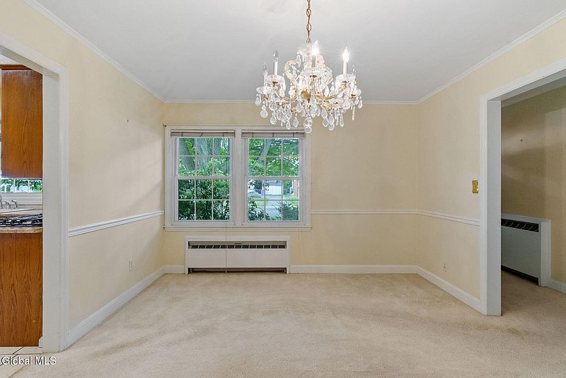 5th image of 175 Colonial Avenue