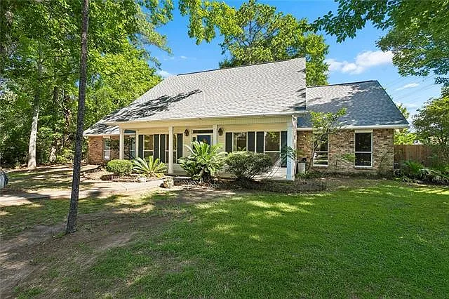 125 Leah Dr — Photo 1