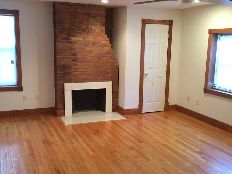 1174 Chapel St #3 — Photo 3