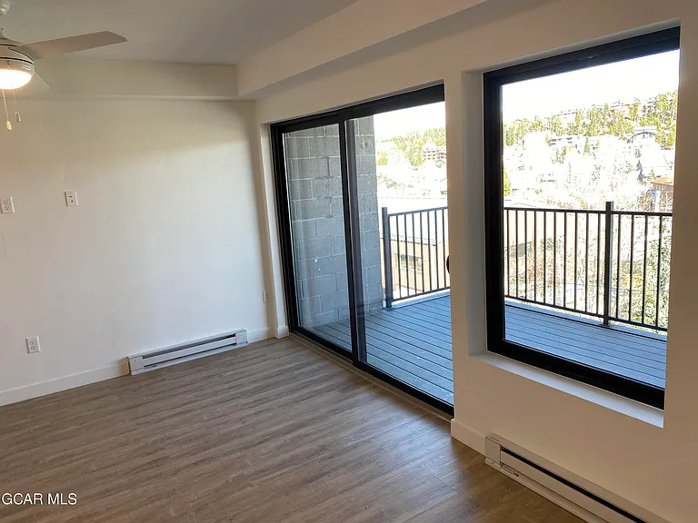 406 N Zerex St #10 — Photo 5