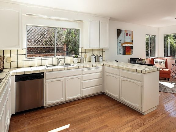 3rd image of 17175 Wedgewood Ave