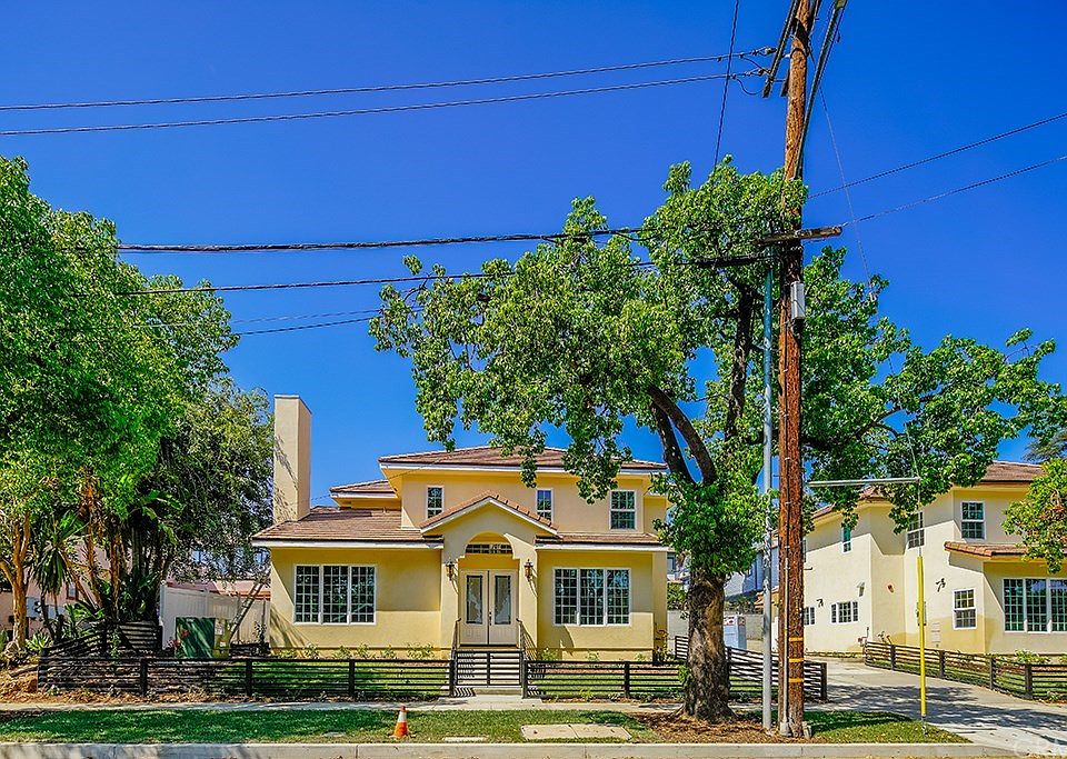 1st image of 405 E Claremont St