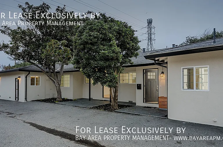 697 Iris Ave #B — Photo 1