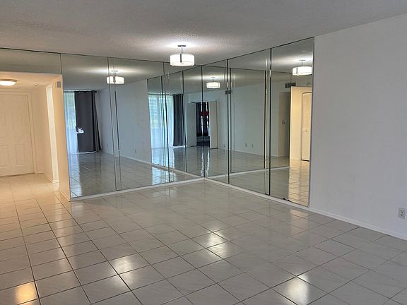 5th image of 2751 S Palm Aire Dr APT 107