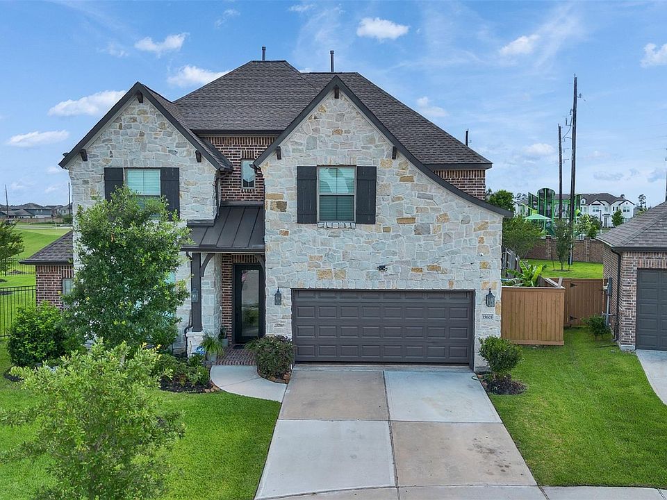 1st image of 15603 Roscobie Park Dr