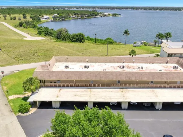 412 Lake Clay Dr S, Lake Placid, FL 33852