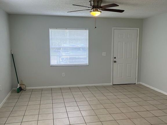 5th image of 418 39th St E #A