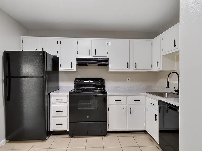 The Meadows Apartment Homes — Photo 28