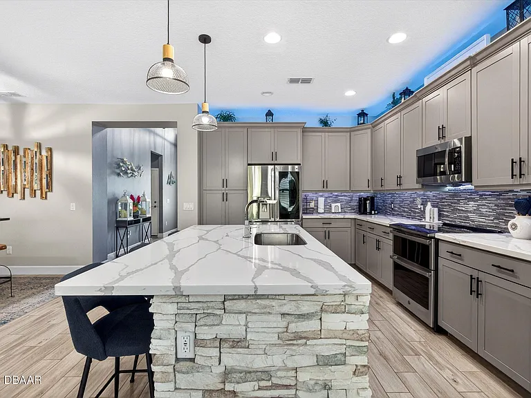 504 Coral Reef Way — Photo 13