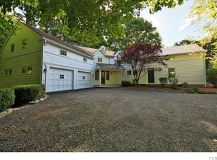 296 Newtown Tpke, Weston, CT 06883
