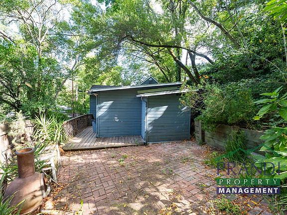 3rd image of 357 Forrest Ave