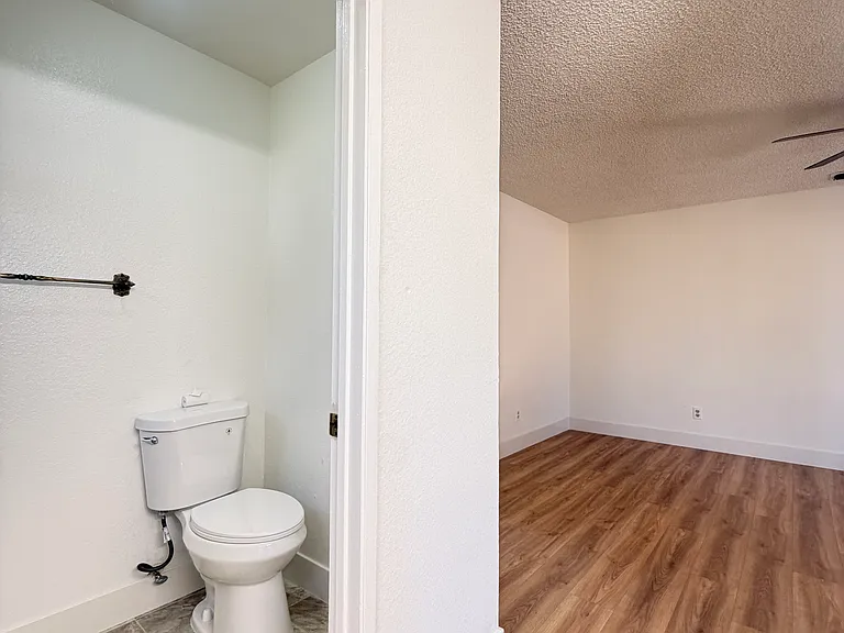 2540 Deer Trail Ln — Photo 22