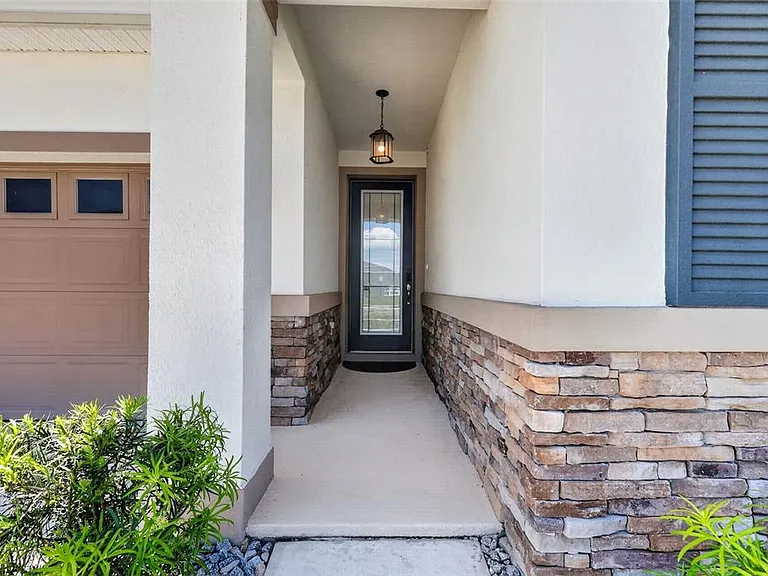 3710 Malad Way — Photo 2