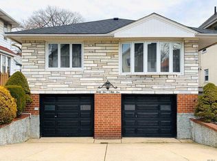 3551 168th St, Flushing, NY 11358
