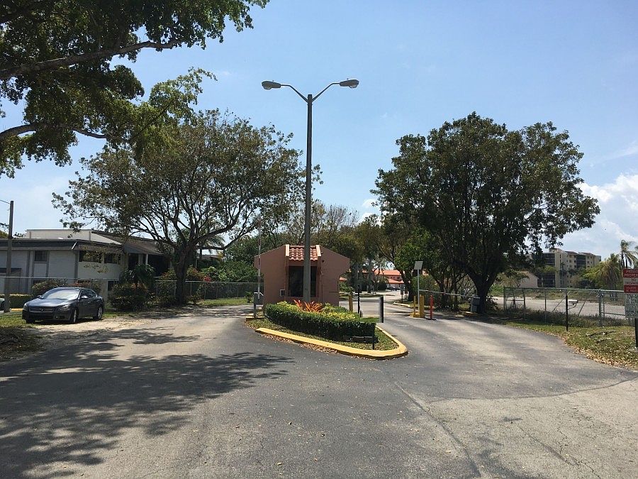2nd image of 20850 San Simeon Way #3075
