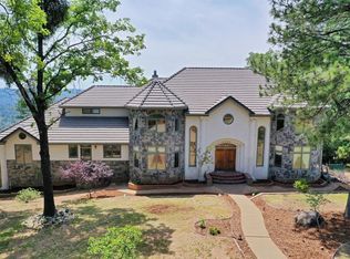 4394 Parque Del Robles Cir, Camino, CA 95709