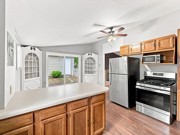 131 Oak Dr — Photo 11