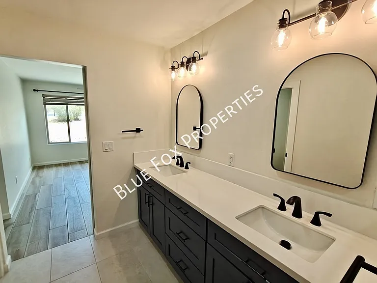 5440 W Placita De La Promesa — Photo 33