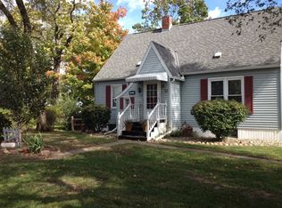 351 Kelly St, Rome City, IN 46784