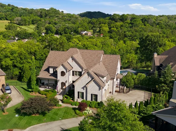 2205 Stardust Ct, Franklin, TN 37069