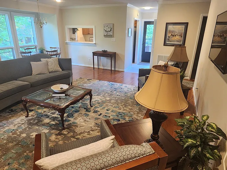 121 Forest View Dr — Photo 7
