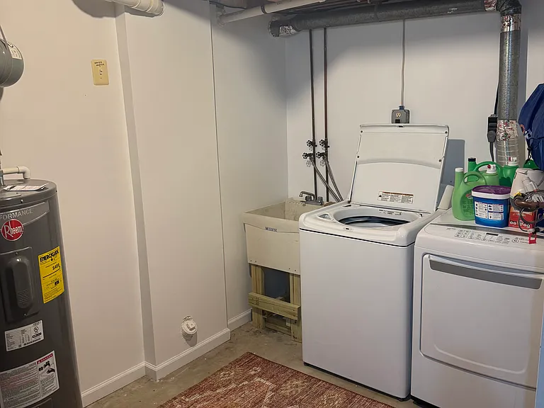 801 Albion Pl — Photo 35