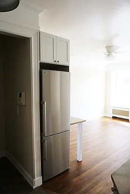 Rented by Chris Stewart, LREB | media 32