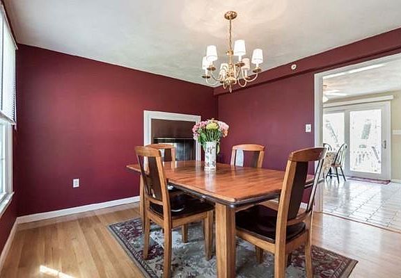 5th image of 40 Magnavista Dr