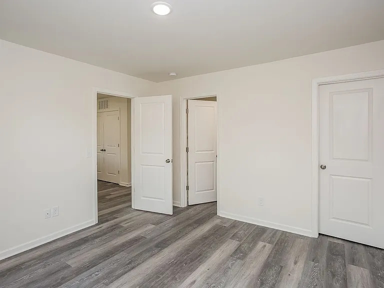 510 3rd St — Photo 28