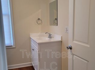 5948 Main St APT 2, Mount Jackson, VA 22842