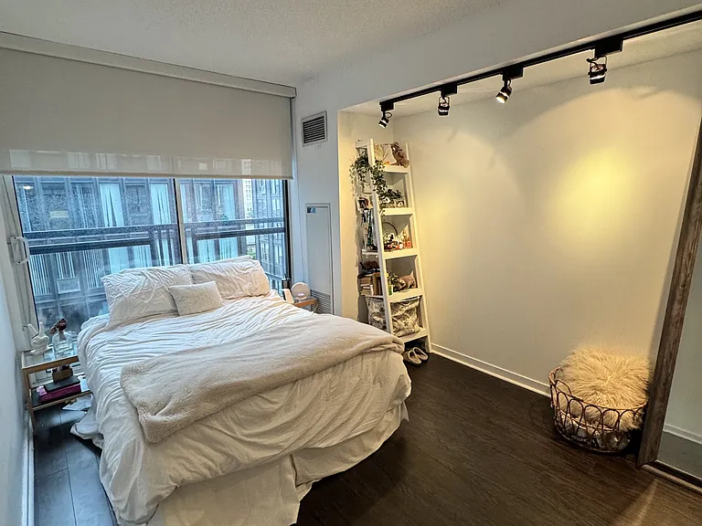75 Dalhousie St #1013 — Photo 11