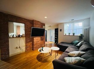 95 Gainsborough St APT 206, Boston, MA 02115