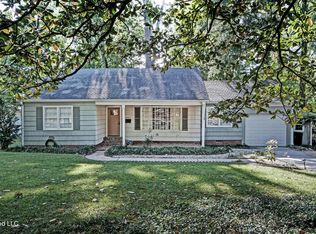 4527 Meadowridge Dr, Jackson, MS 39206
