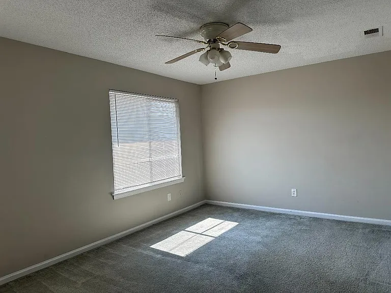 1908 Millpoint Ln — Photo 18