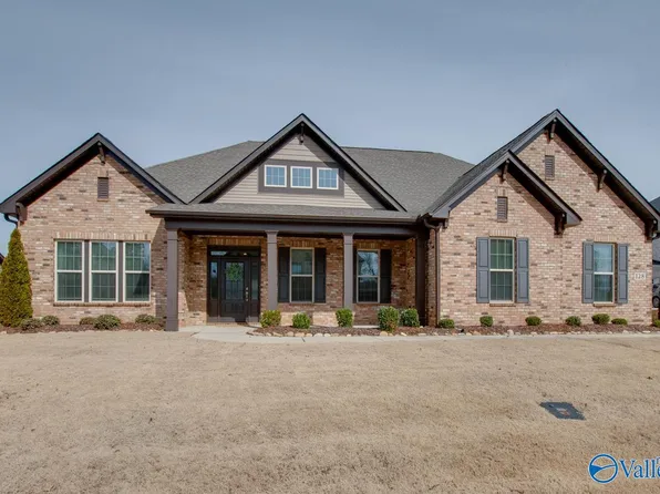 128 Secretariat Pl, Madison, AL 35756