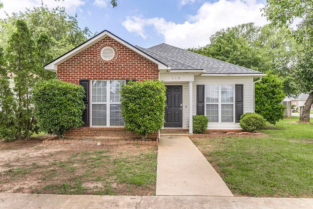 115 Lauren Lane - 1 — Photo 1