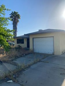 1517 N Lake St, Madera, CA, 93638
