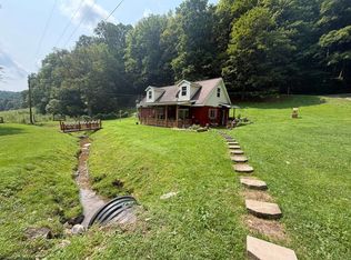 252 Gateway Rd, Wallace, WV 26448