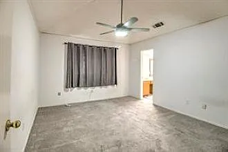 201 Teakwood Ln — Photo 2