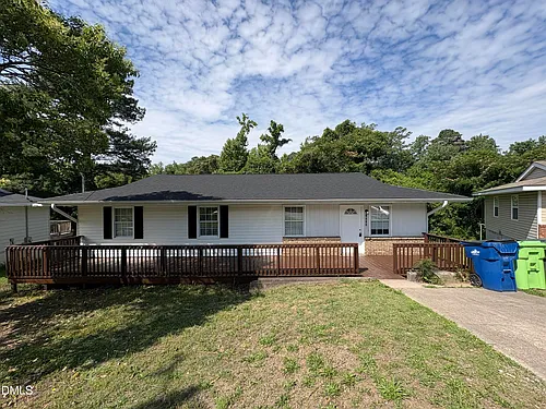 1704 Sundial Pl Photo 1