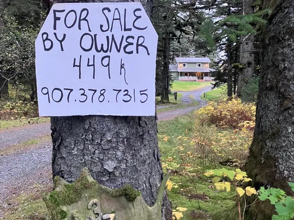 37566 Chiniak Hwy, Chiniak, AK 99615