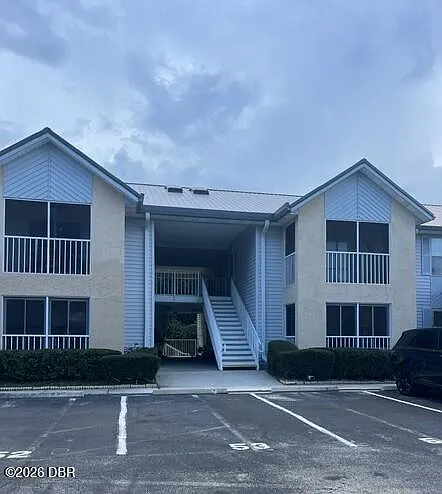 2 bed, 2.0 bath, 1070 sqft, $1,500 — Photo 2