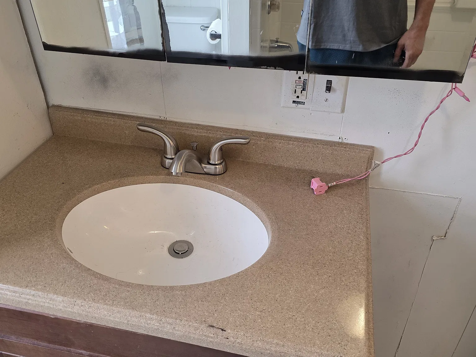 3 bed, 1000 sqft, $1,000 — Photo 4