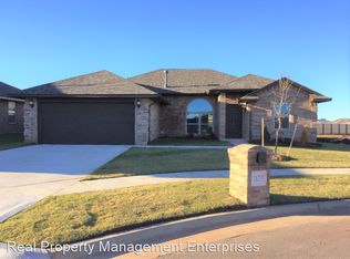 18213 Sandhurst Ct, Edmond, OK 73012