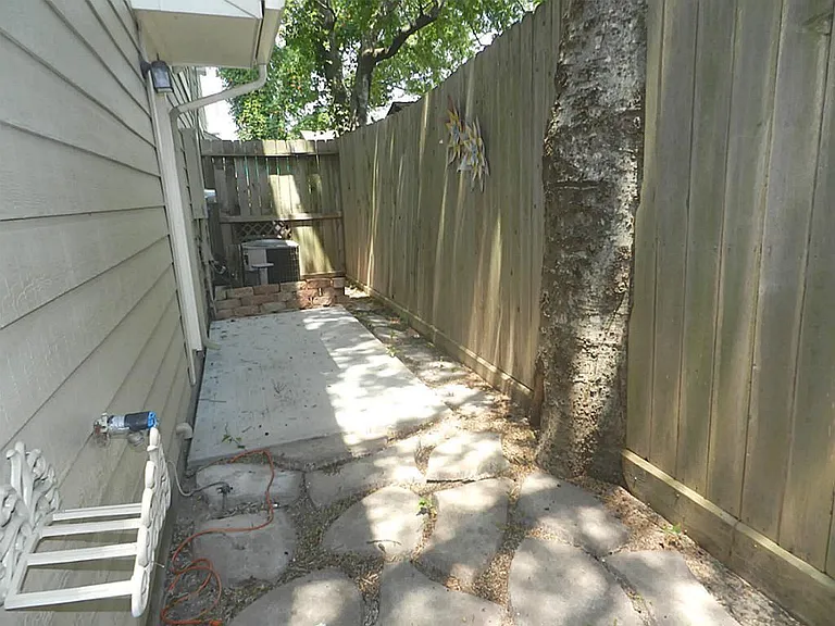 730 Redwing Place Dr — Photo 17