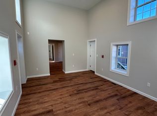 44 Dean St UNIT 101, Taunton, MA 02780
