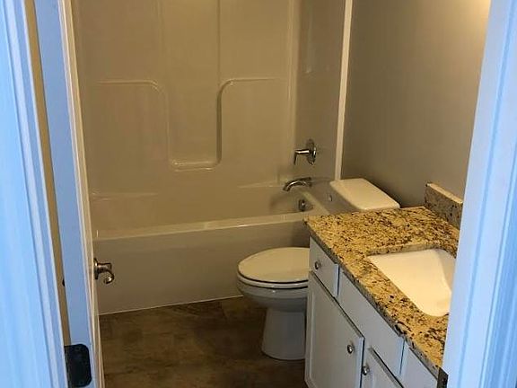 4th image of 7141 Glendora Ln